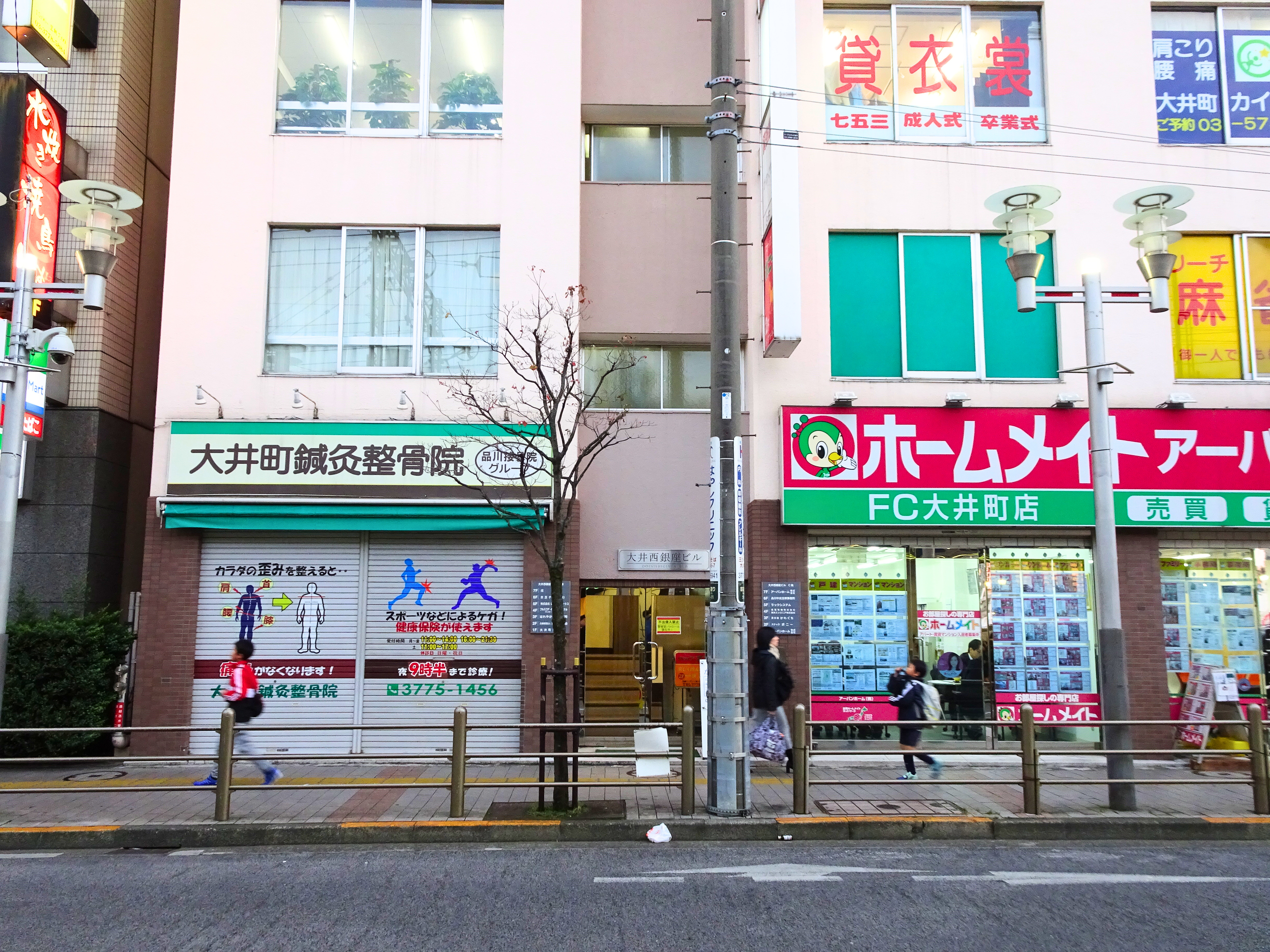 ビル入口